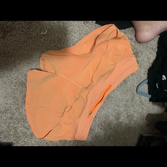Bright orange lululemon shorts brand new - Picture 2 of 2